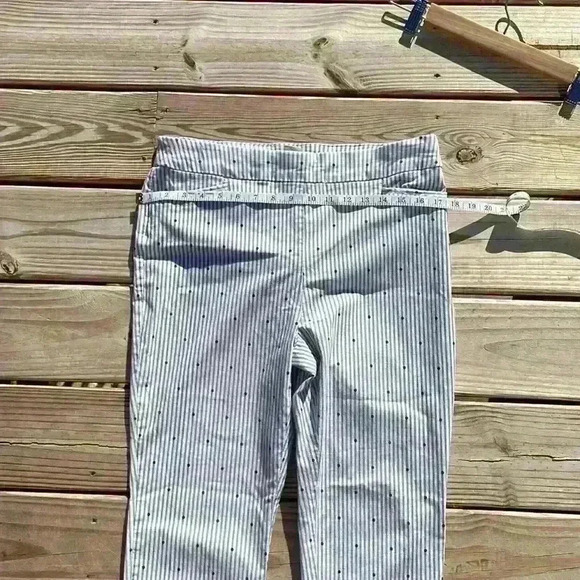 Chico’s pinned stripped polka dot jeans, pull on stretch style, machine washabl - Picture 6 of 8